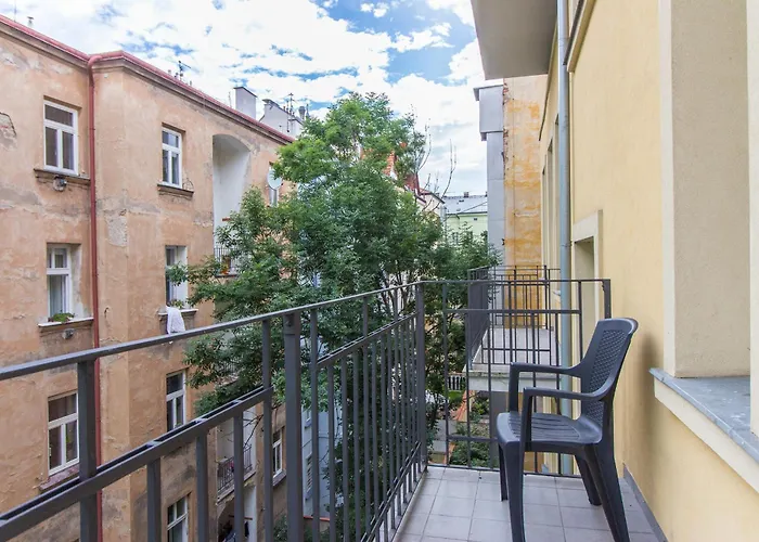 Spacious 3Br Apartment In Lesser Town By Easybnb Premium Apartment