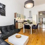 Spacious 3br In Lesser Town By Easybnb Premium Apartamento *