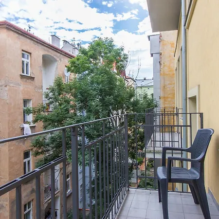 Spacious 3br In Lesser Town By Easybnb Premium Apartament